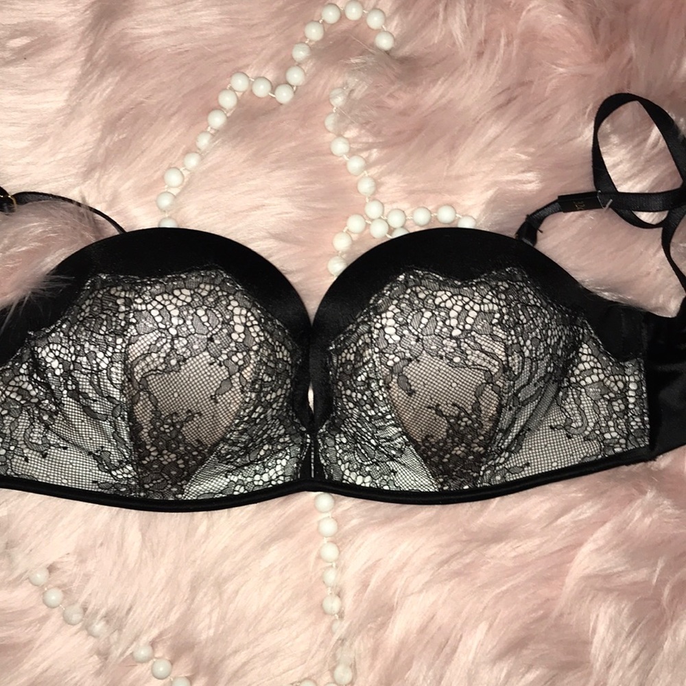 Bombshell Black Bra Adds 2 cup sizes & Changeable Straps or Removable.